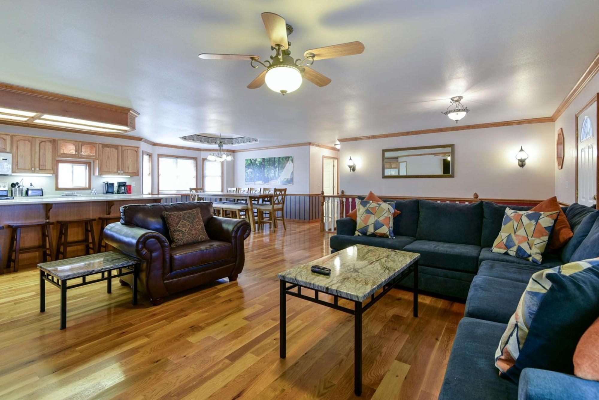 5 Bedroom Vacation Home Next To Silver Dollar City 布蘭森 外观 照片