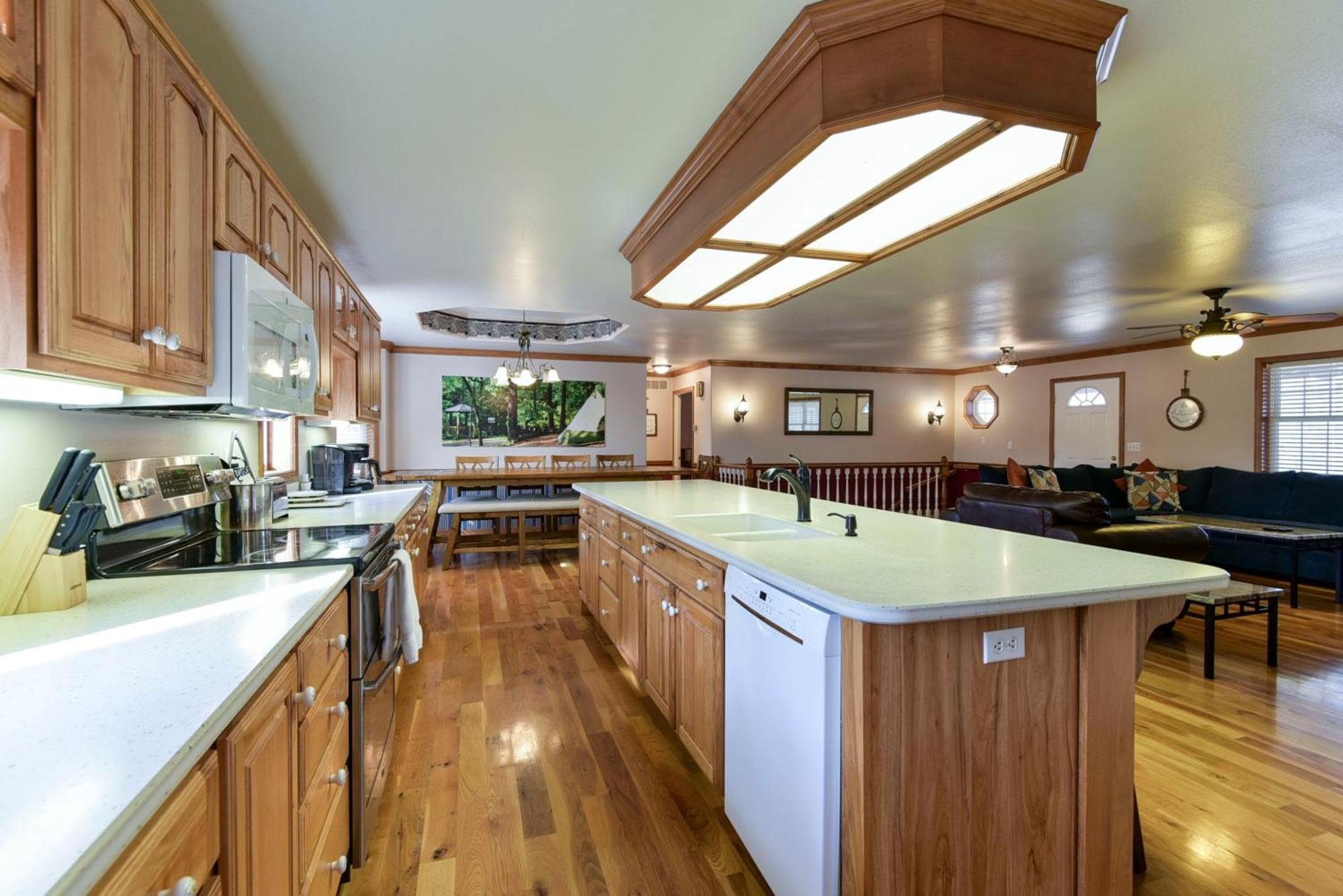 5 Bedroom Vacation Home Next To Silver Dollar City 布蘭森 外观 照片